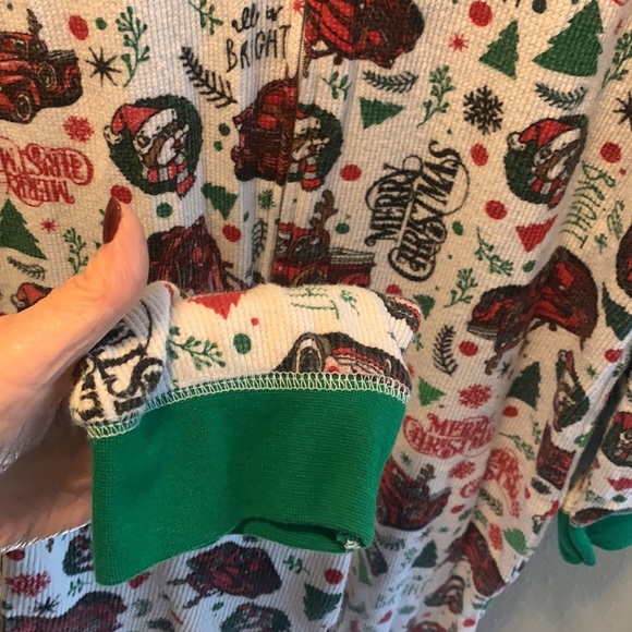 Buc ee’s Thermal Footless Zippy Pajamas Christmas Red Truck Print Youth XL - Picture 9 of 9